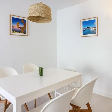 3 Bedroom Amazing In Apartment